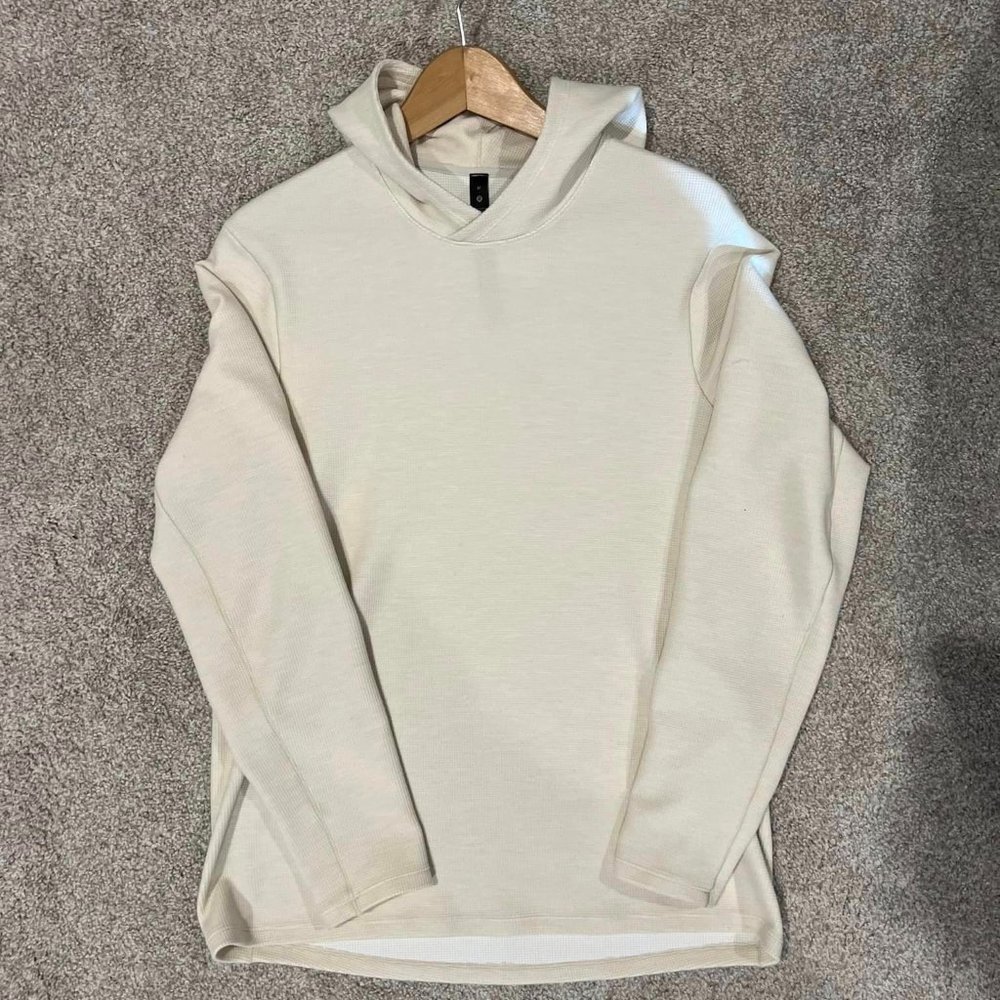 Lululemon Shift Stitch Hoodie White Opal size Medium EUC